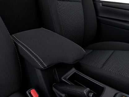 Isuzu Dmax RG Single Cab neoprene car seat covers view of center console