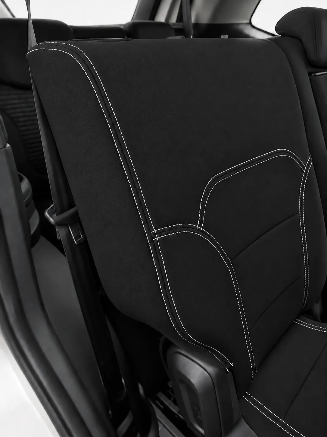 Ford Everest Next Gen Platinum second row neoprene car seat covers front backrest section view