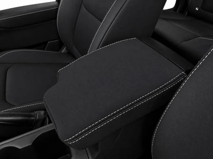 Isuzu Dmax RG/SX neoprene car seat covers view of center console