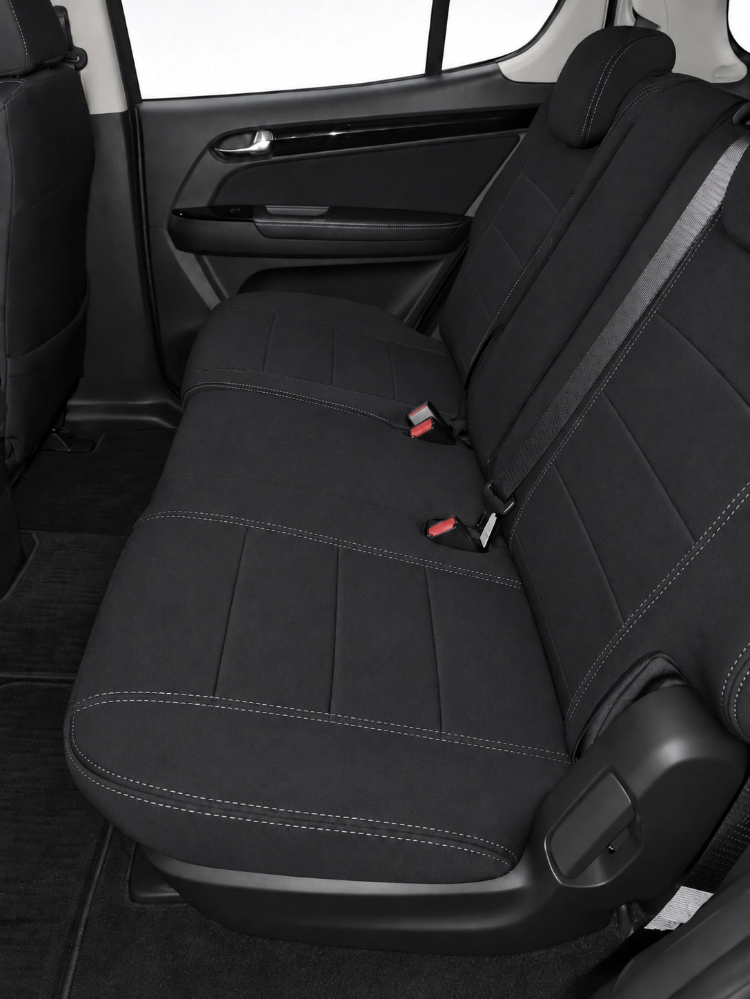 Isuzu MUX UC neoprene car seat covers view of second row 