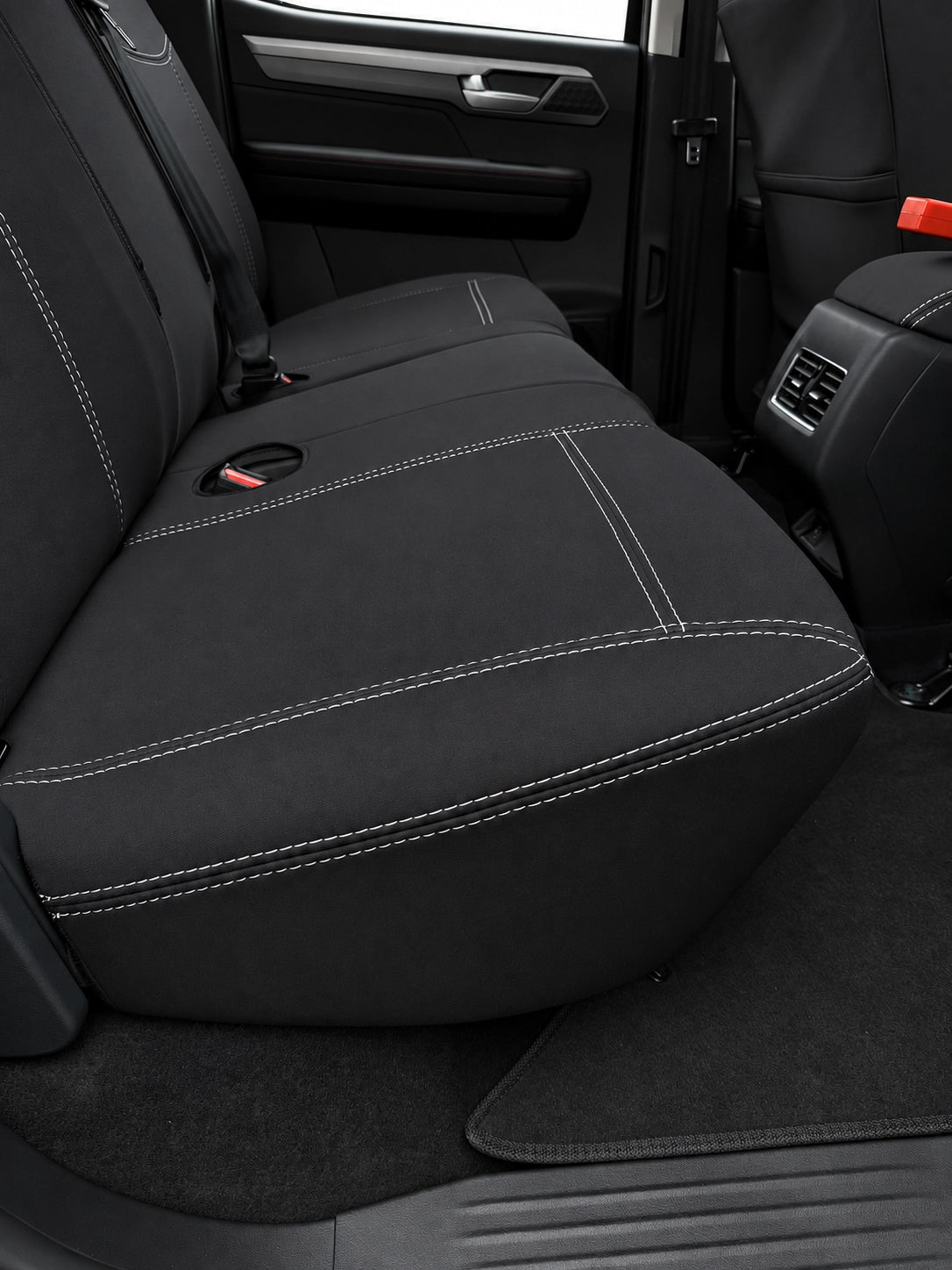 Jac T9 neoprene car seat covers view of second row cushion section