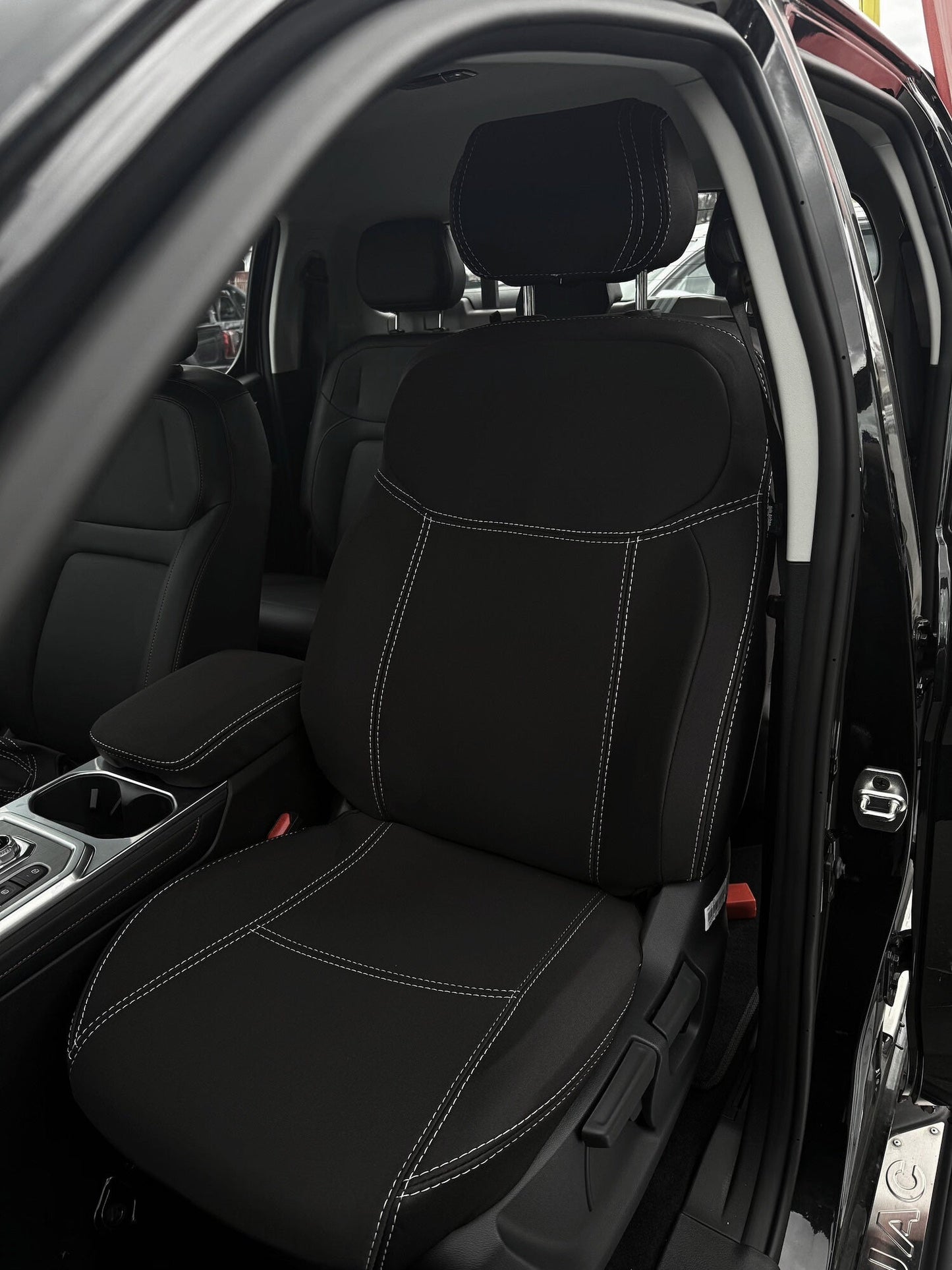 JAC T9 Neoprene Car Seat Covers - Global Automotive Accessories