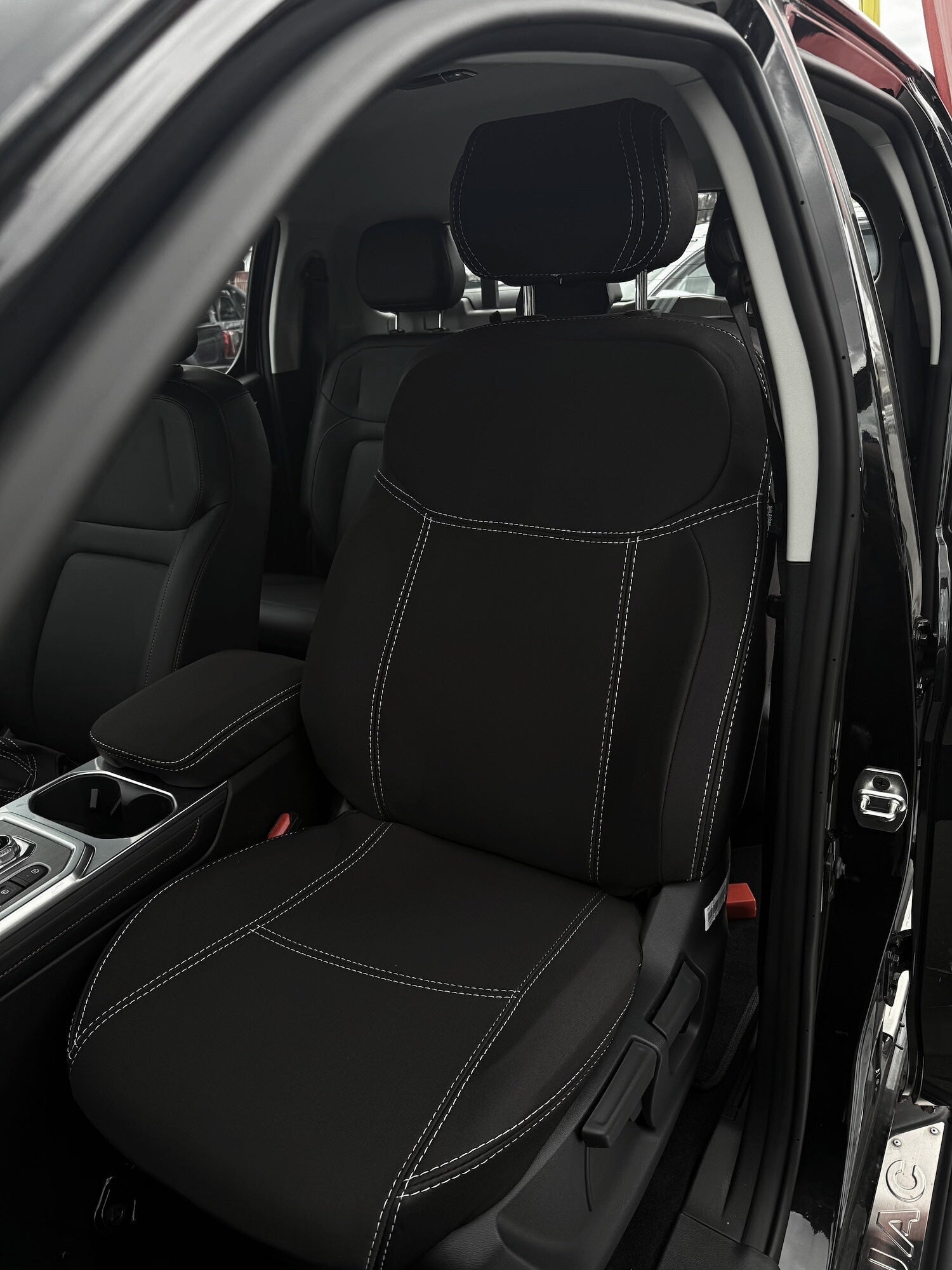 JAC T9 Neoprene Car Seat Covers - Global Automotive Accessories