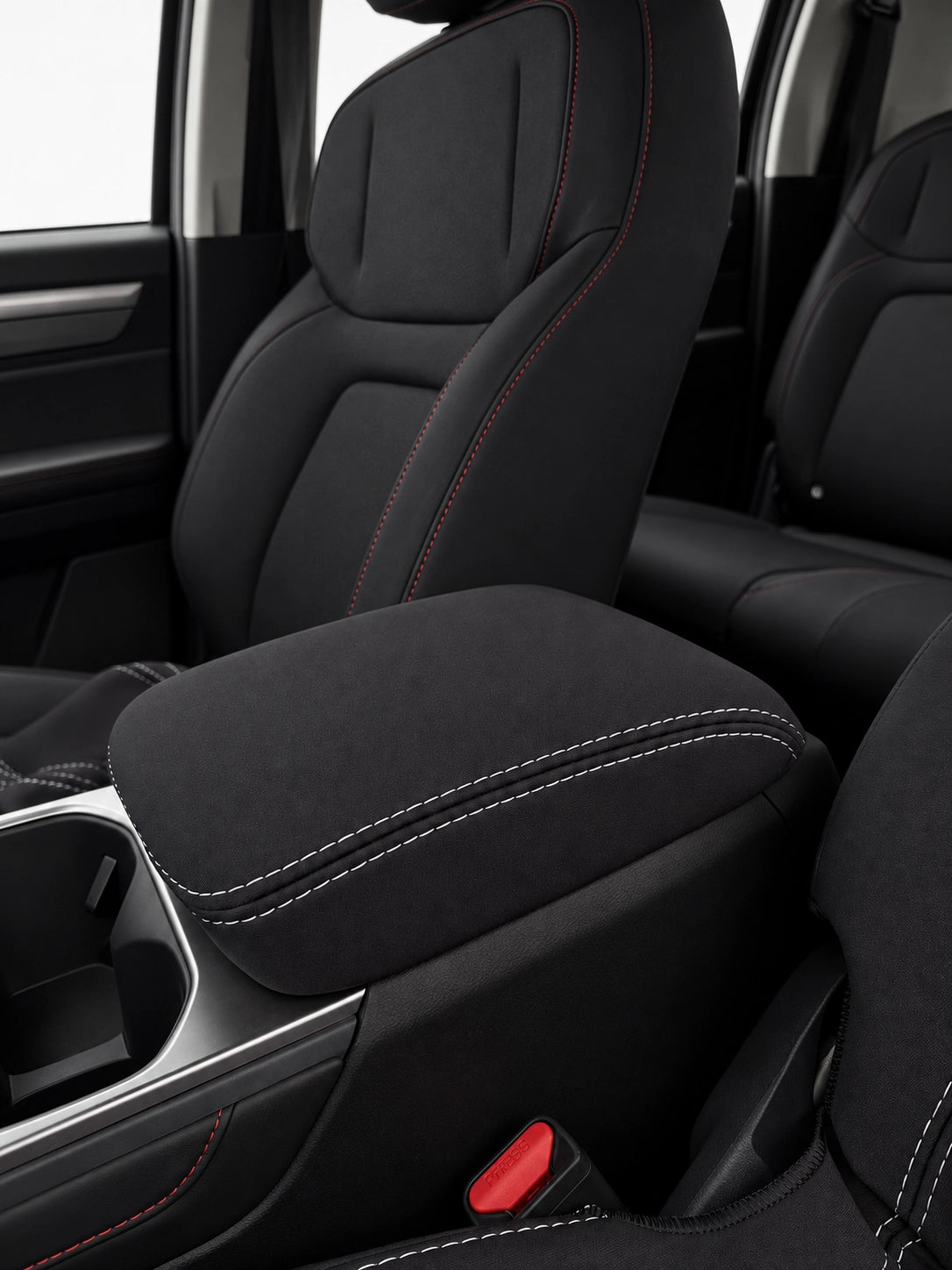 Jac T9 neoprene car seat covers view of center console