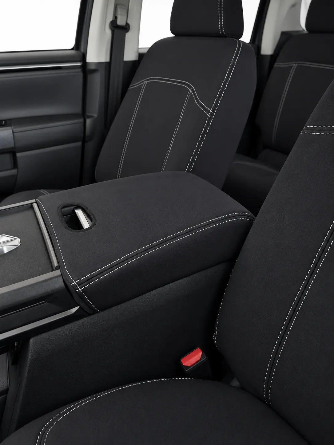 LDV Terron9 Evolve neoprene car seat covers view of center console