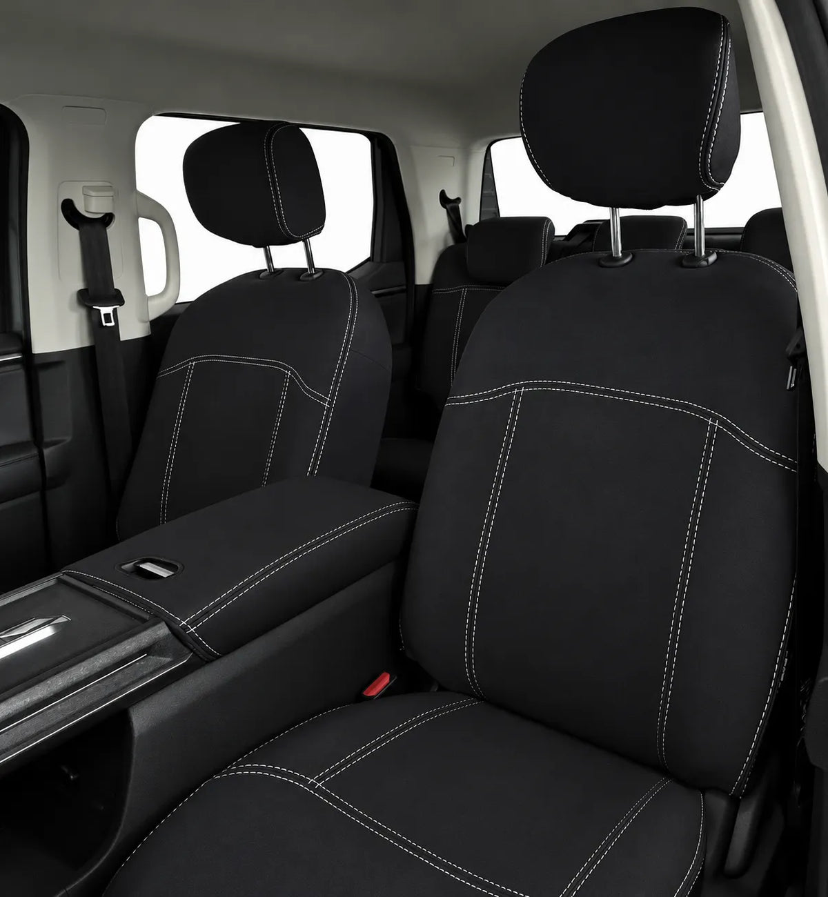 MG U9 Explore Pro neoprene car seat covers view of front seats