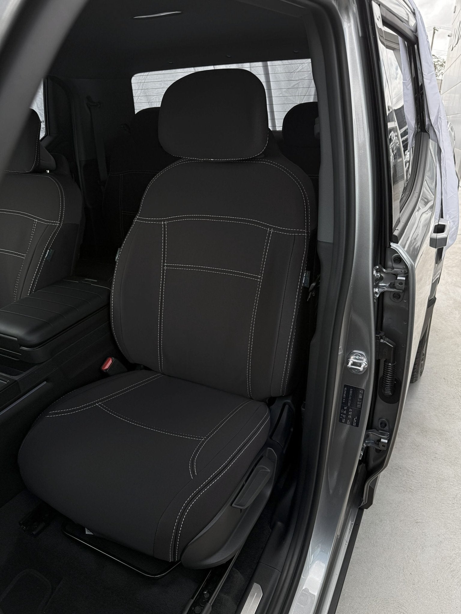 MG U9 Explore Pro Neoprene Car Seat Covers - Global Automotive Accessories