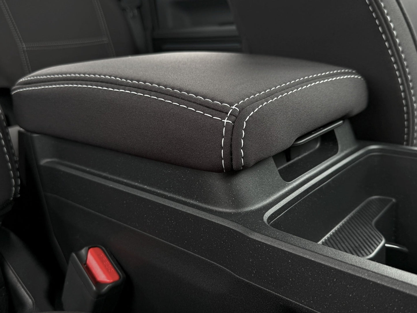 MG U9 Explore Pro Neoprene Car Seat Covers - Global Automotive Accessories