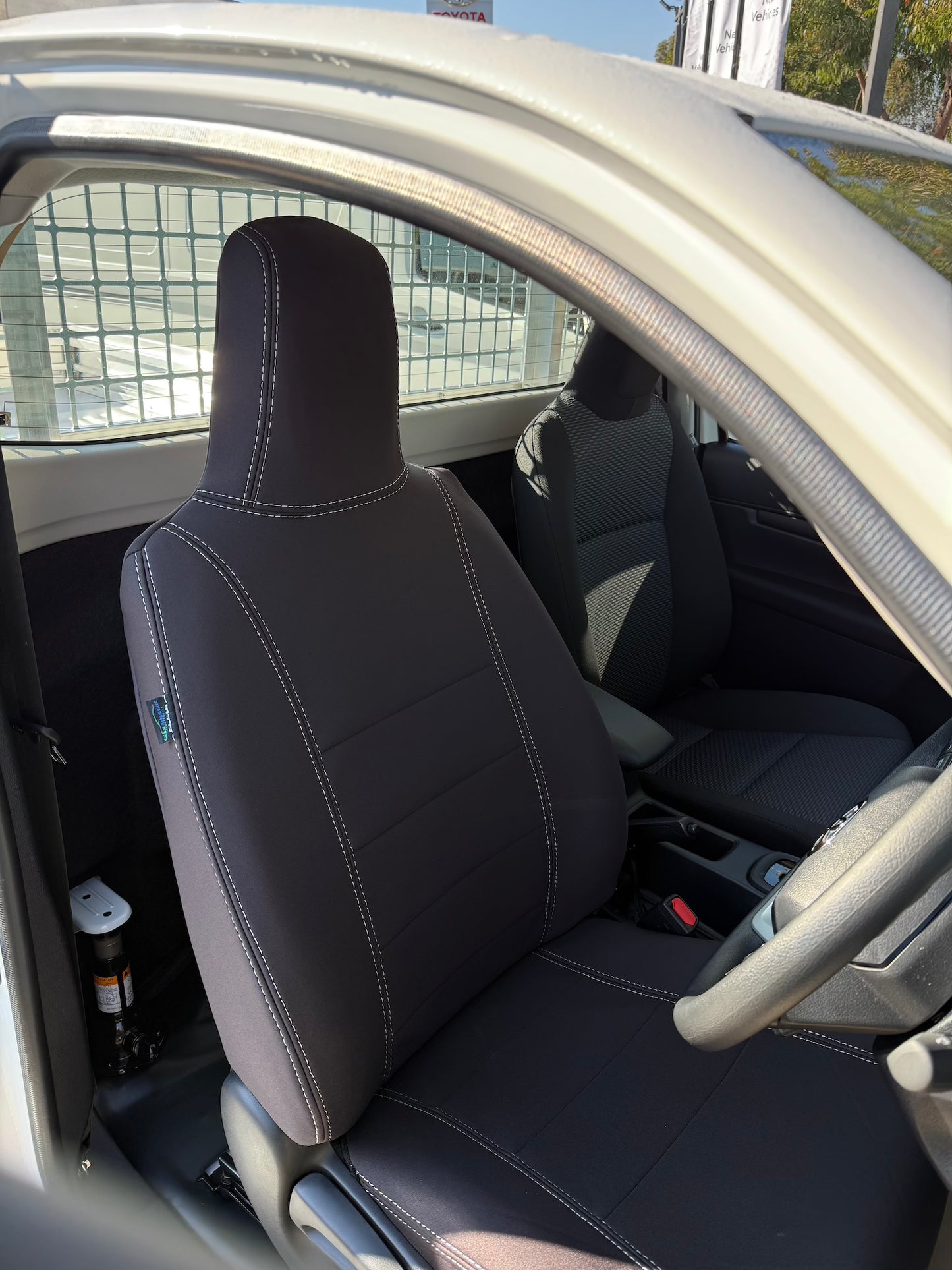 toyota-hilux-n90-single-cab-neoprene-car-seat-covers-1a