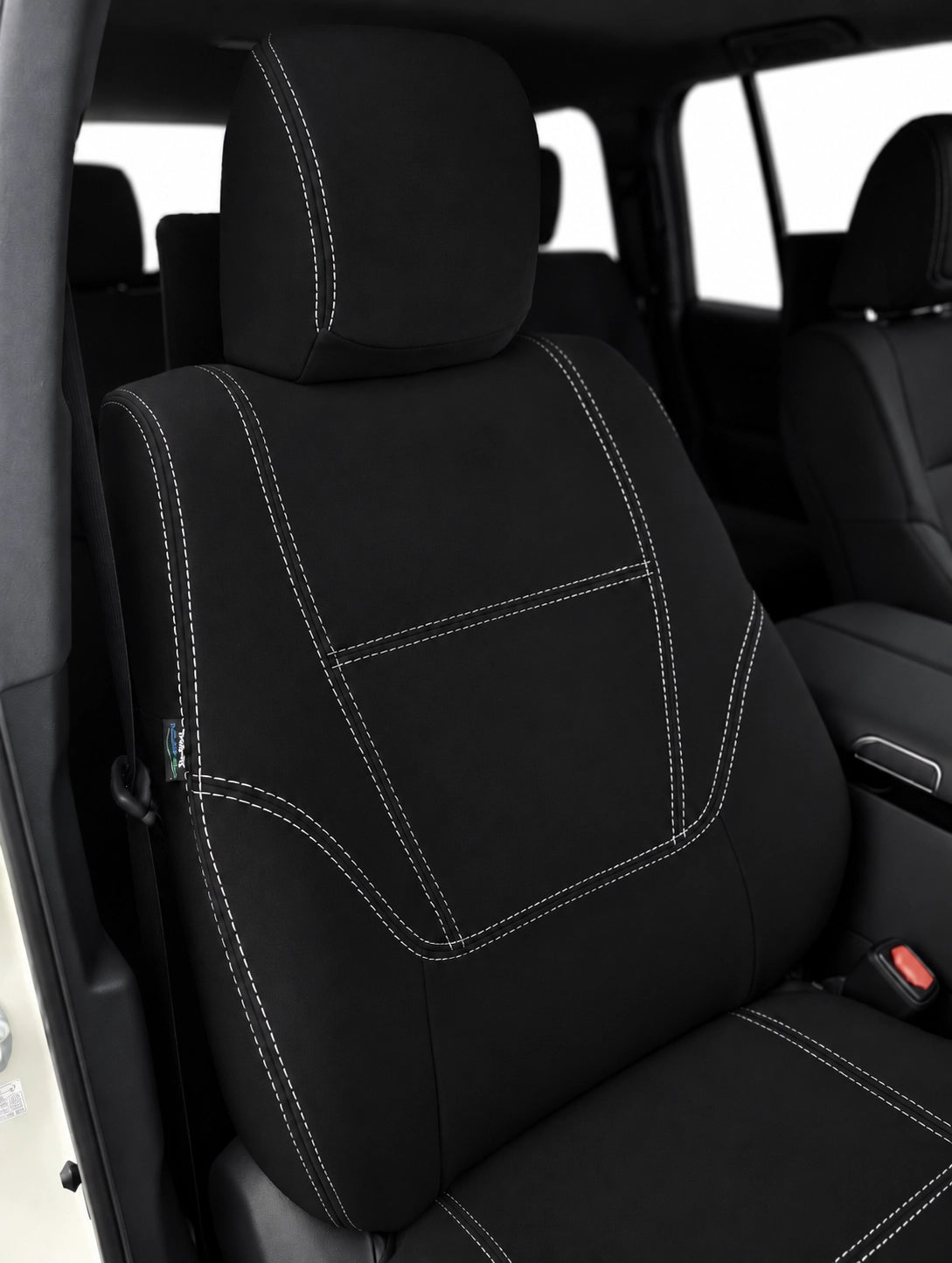 Toyota Landcruiser 300 series GXL Series 2 neoprene car seat covers view of front row