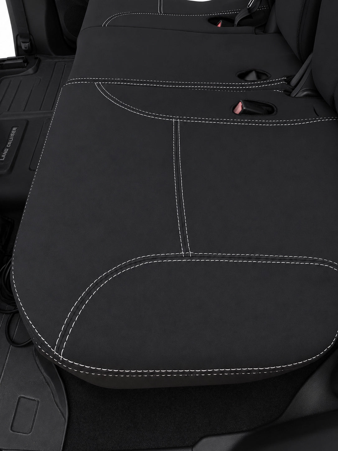 Toyota Landcruiser 300 series GXL Series 2 neoprene car seat covers view of second row cushion
