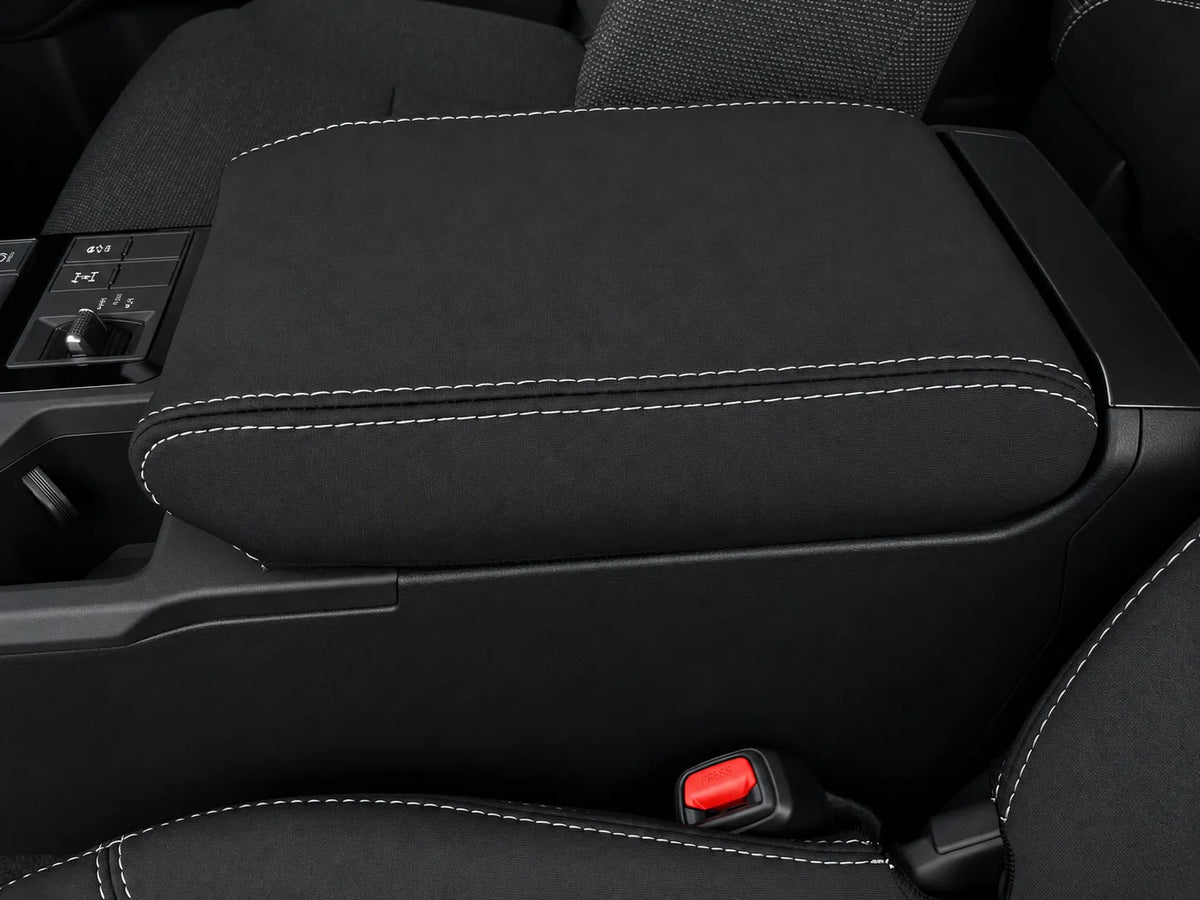 Toyota Landcruiser Prado 250 Series Kakadu neoprene car seat covers view of center console