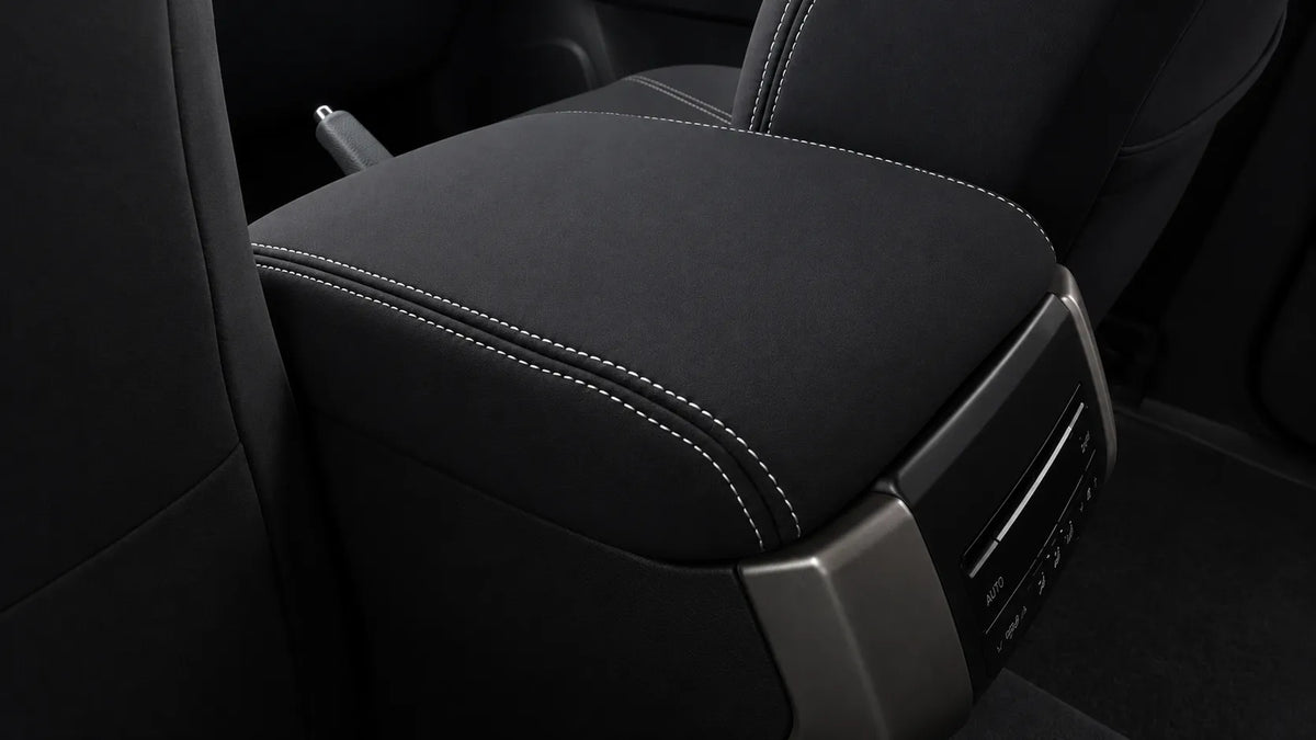 Toyota Landcruiser Prado 150 neoprene car seat cover view of center console