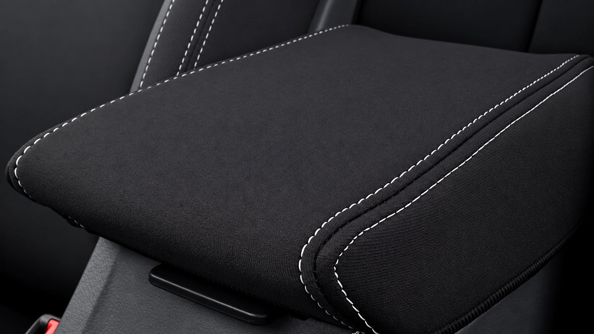 Volkswagen Amarok 2h neoprene car seat covers view of center console